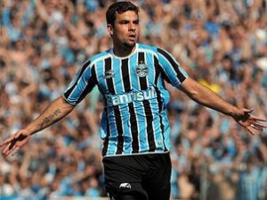 Gremio-Flamengo-Andre-Ricardo-Rimoli_LANIMA20111030_0116_40