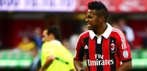 robinho-faz-expressao-de-dor-ele-foi-substituido-com-uma-lesao-muscular-durante-a-partida-do-milan-contra-a-sampdoria-1346003721276_615x300