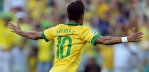 19062013---neymar-abre-os-bracos-para-celebrar-gol-marcado-logo-no-inicio-contra-o-mexico-1371669970005_615x300