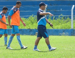 lino_orientando_os_jogadores
