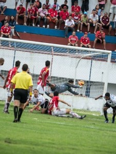 Lance do gol do Botafogo-PB