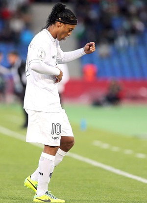 Ronaldinho Gaúcho, do Galo, volta a ser sonho de consumo do Palmeiras (Foto: EFE)