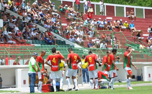 1640,empate-entre-catuense-e-jacuipense-deixa-juazeirense-na-lideranca-do-baianao-0