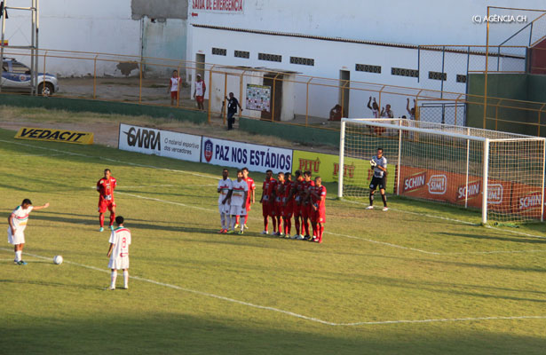 Lance-juazeirense-0-3-serrano-02022014