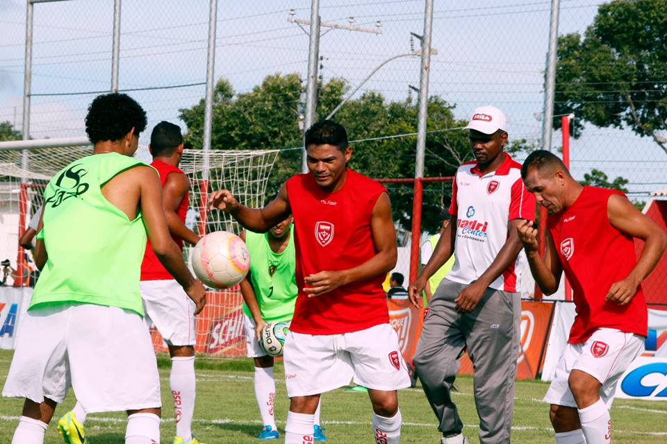 1902878_10202246239617118_1117657642_n