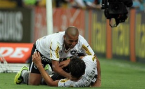 t_112707_sheik-estreou-fazendo-gol-e-dando-passe-para-lodeiro-empatar-credito-da-foto-vitor-silva-sspress-flickr