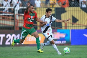 t_116155_vasco-e-portuguesa-ficaram-no-empate-em-1-a-1-no-estadio-raulino-de-oliveira-em-volta-redonda