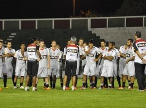 xIMAGEM_VITORIA_5.jpg.pagespeed.ic.Ze1sVM-RYR