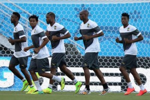t_117387_jogadores-de-camaroes-realizaram-o-ultimo-treino-antes-da-partida-ja-na-arena-das-dunas-foto-nuno-guimaraes-str