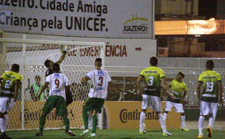 Lance-gol-Braz-juazeirense-1-0-cuiaba-copadobrasil-06-04-2016