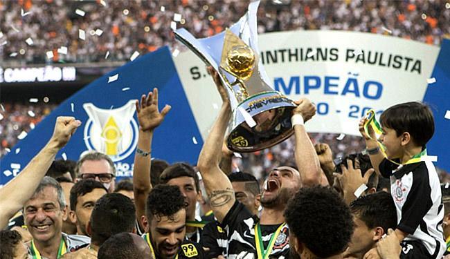 650x375_corinthians-campeao-em-2015_1635379