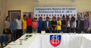 4349clubes-recebem-atletas-da-caravana-do-futebol-feminino-3